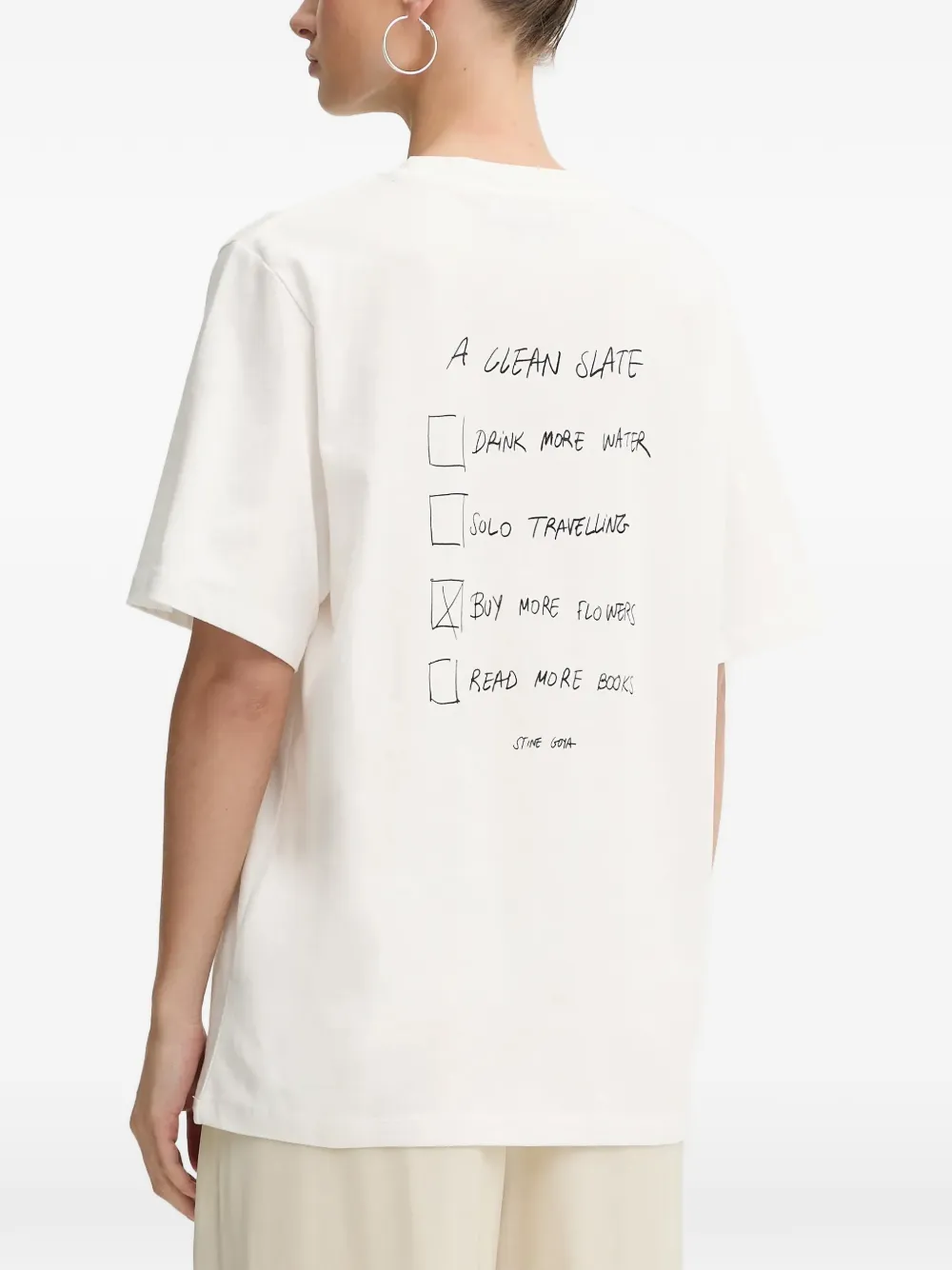 Stine Goya T-shirt met bloemenprint Beige