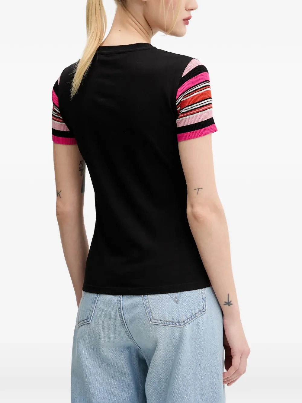 Desigual T-shirt met gestreepte mouwen en grafische print Zwart