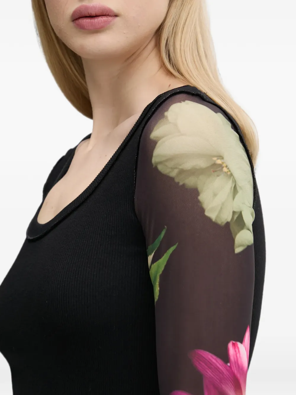 Desigual T-shirt met bloemenprint Zwart
