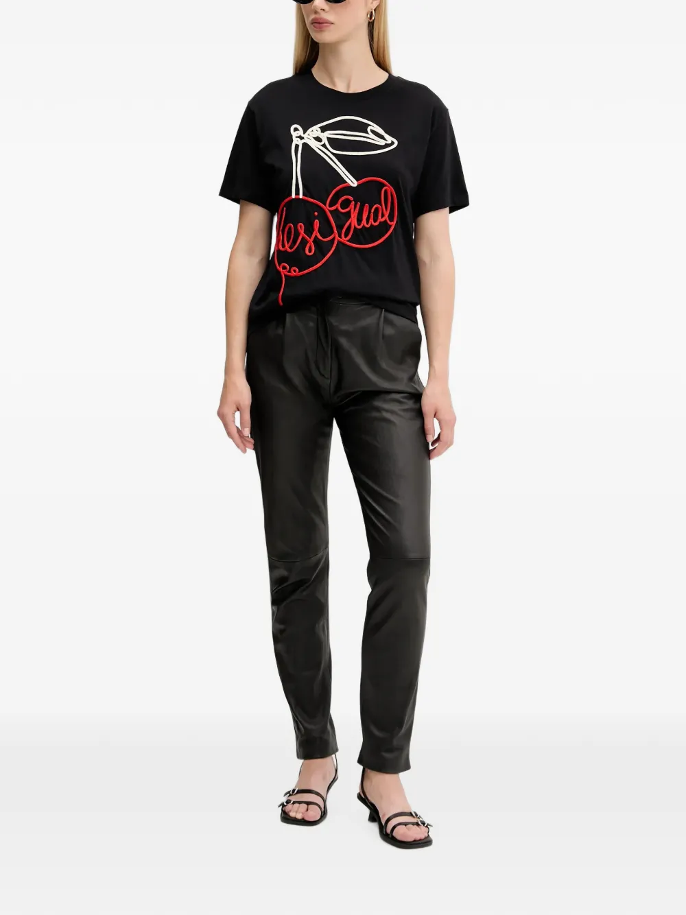Desigual T-shirt met geborduurde kers Zwart