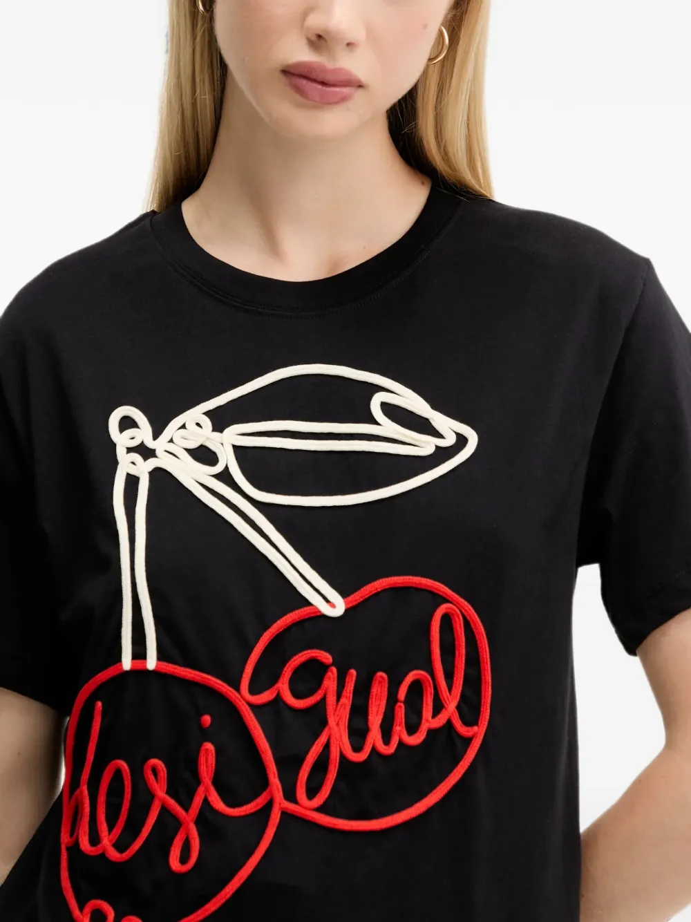 Desigual T-shirt met geborduurde kers Zwart