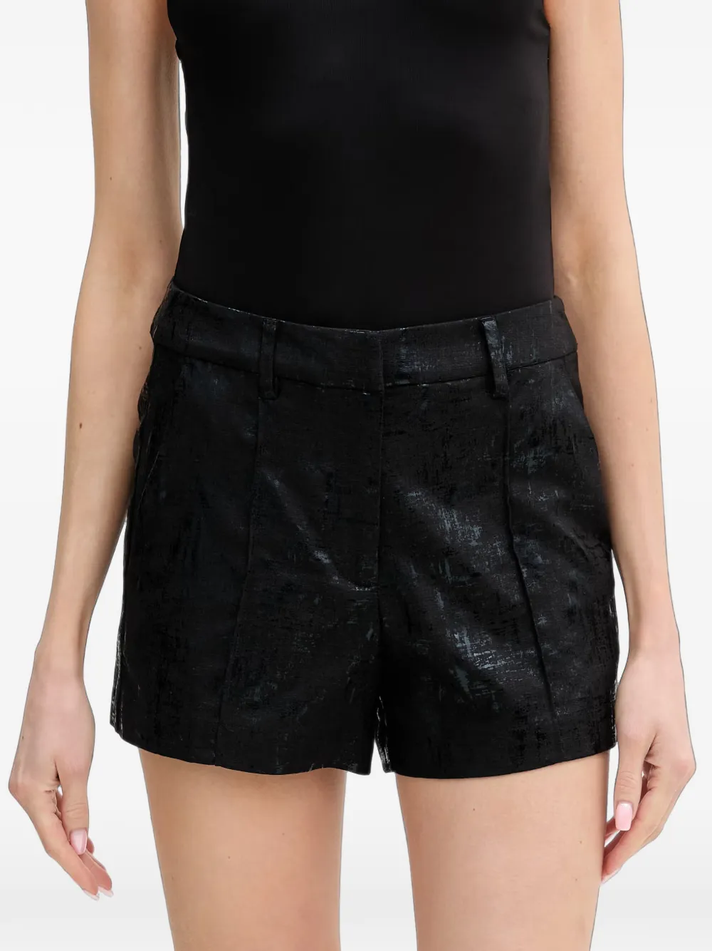 Silvian Heach Rabad belt-loops textured shorts Zwart