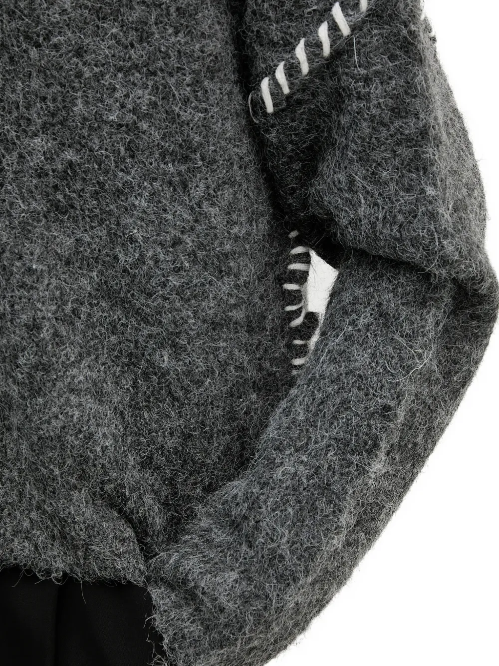 Sandro Ferrone whipstitch-detail V-neck sweater Grijs