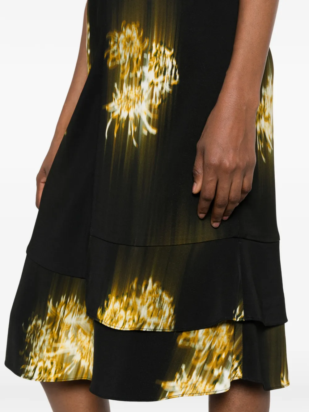 Proenza Schouler Midi-jurk met bloemenprint en V-hals Zwart