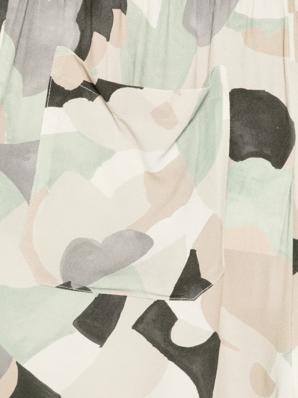  Amaránto Print Pocket Shorts - Neutrals 