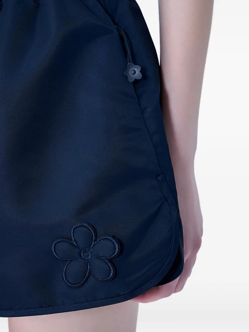 【 She 】Cecilie Bahnsen フローラル ショートパンツ Cecilie Bahnsen フローラル ショートパンツ | ブルー | FARFETCH JP