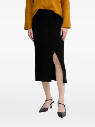 DKNY