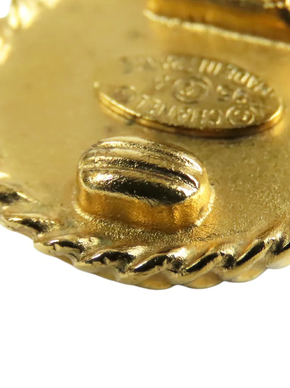 1995 Cc Gold Plated And Resin Round Button Clip On Earrings Costume Earrings
