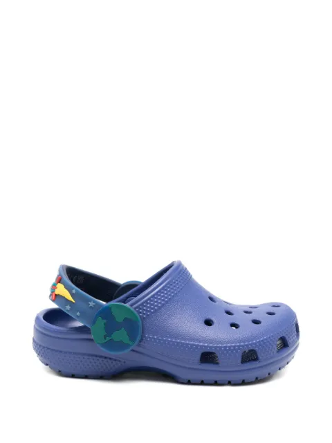Crocs Kids sandalias con tiras y apliques