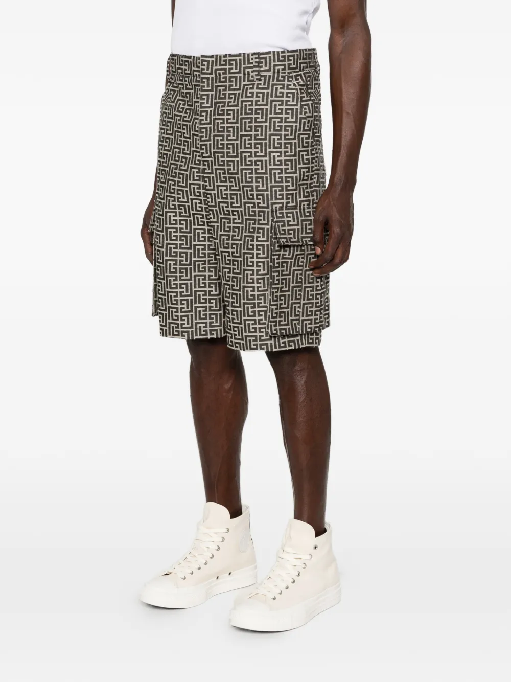 Balmain Cargo shorts met monogram Zwart