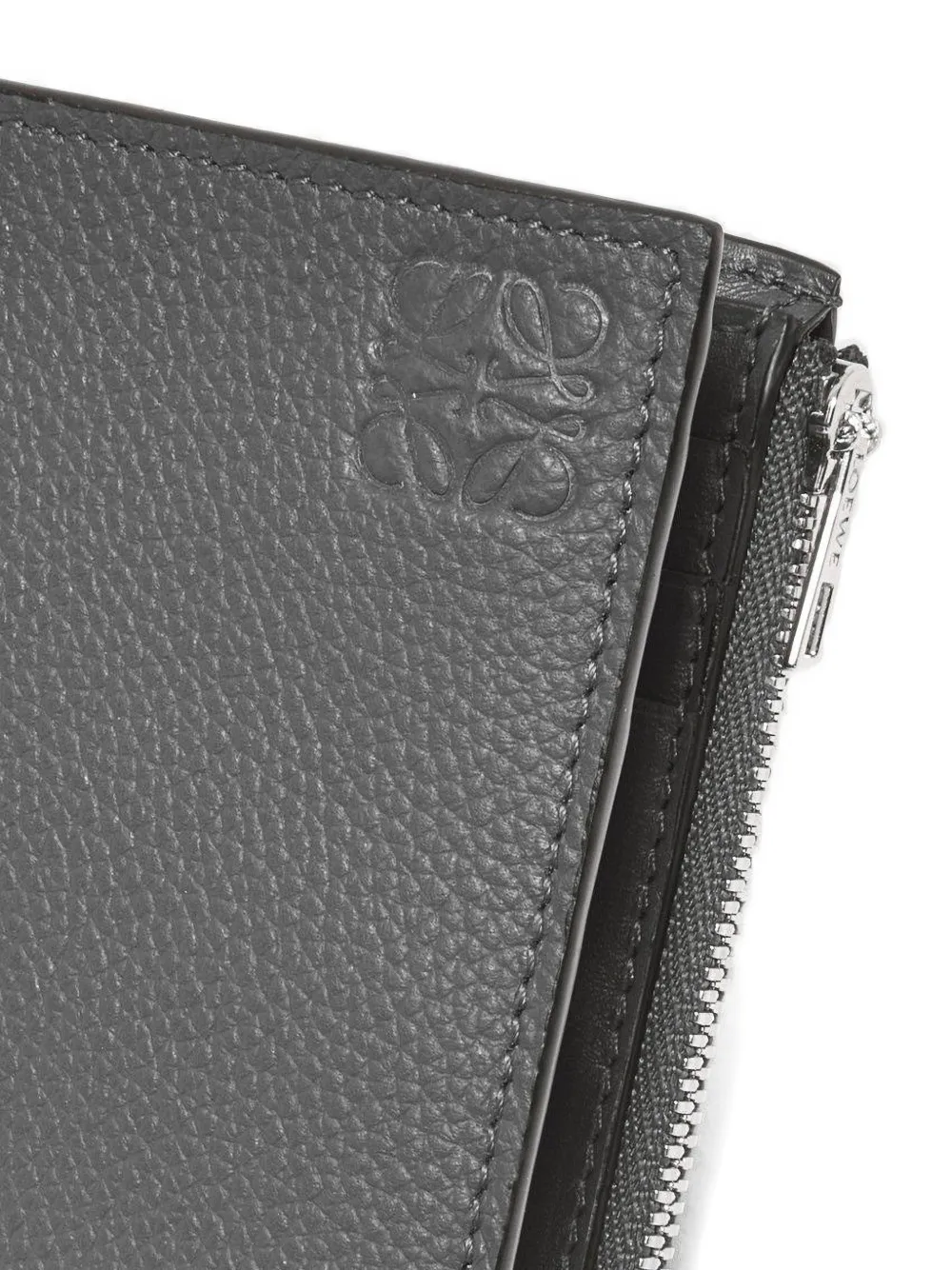 Essential wallet