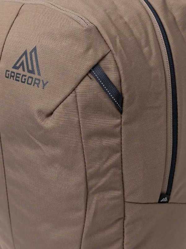 gregory backpack return Jade 20L Women's Day Hiking Backpack, Ventilated Backpanel, Built-In Hydration Attachment for Bladder (Reservoir Not Included), One Size Fits All, Midnight Navy : Sports & Outdoors Our backpacking blueprint Gregory Retna Daypack 20L |