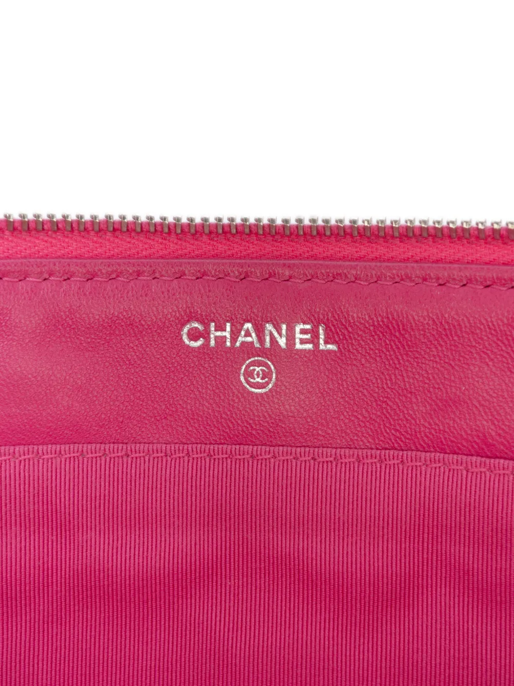 2015-2016 Quilted Caviar Cc Enamel Double Zip Clutch Bag