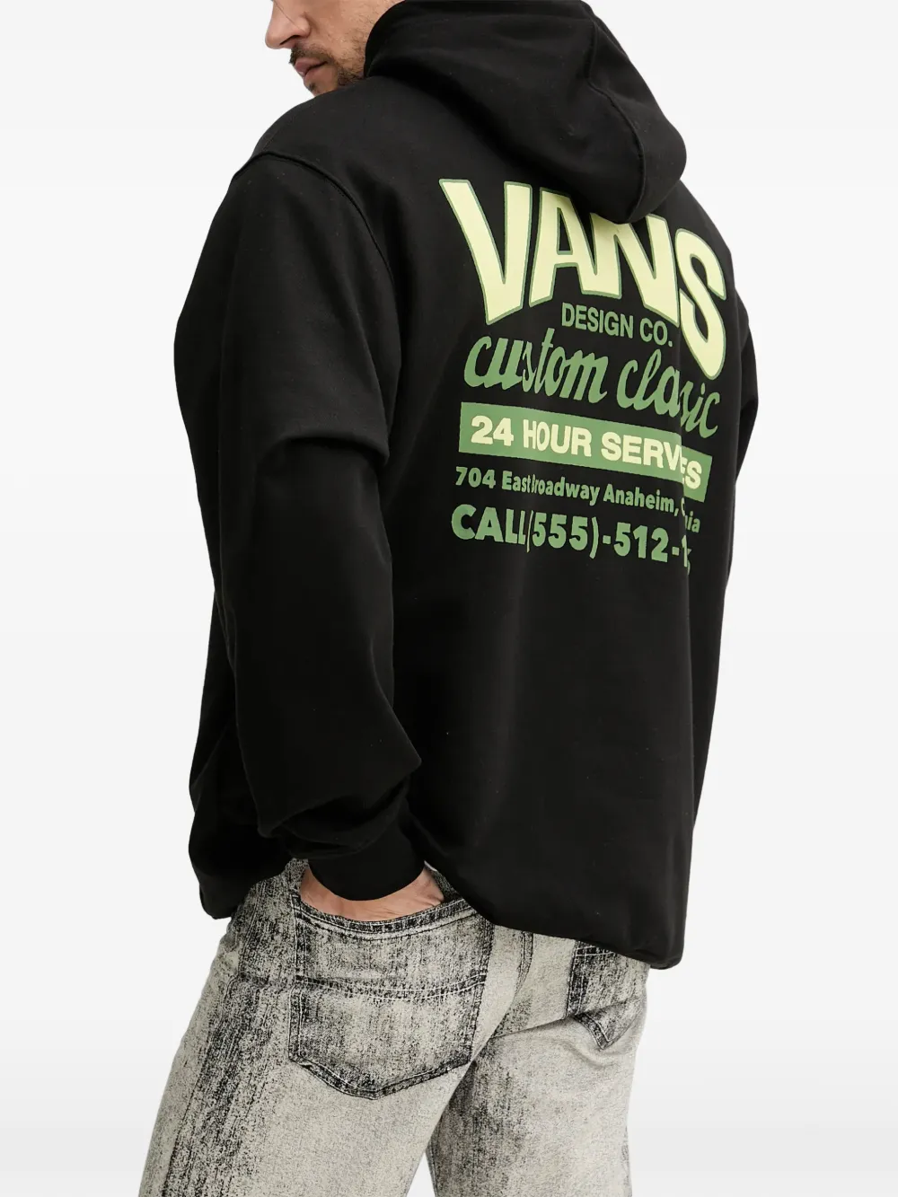 Vans shop front pull over hoodie Zwart
