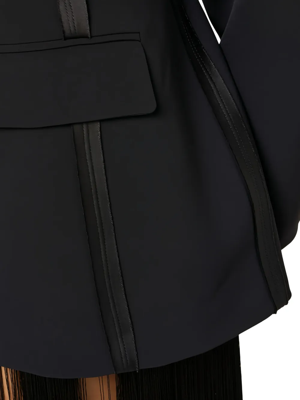 Elisabetta Franchi Blazer met dubbele rij knopen en satijnen revers Zwart