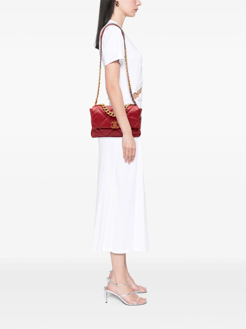 Chanel Pre-owned 2019 Large Lambskin 19 Flap Satchel in Red, view 2