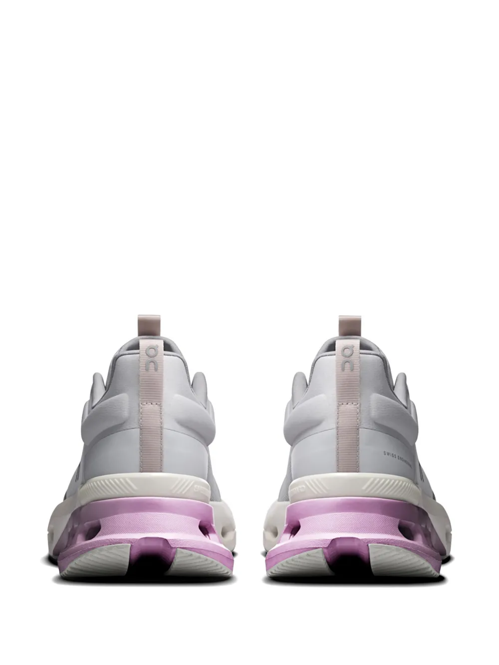 On Cloudnova logo-print sneakers Grijs