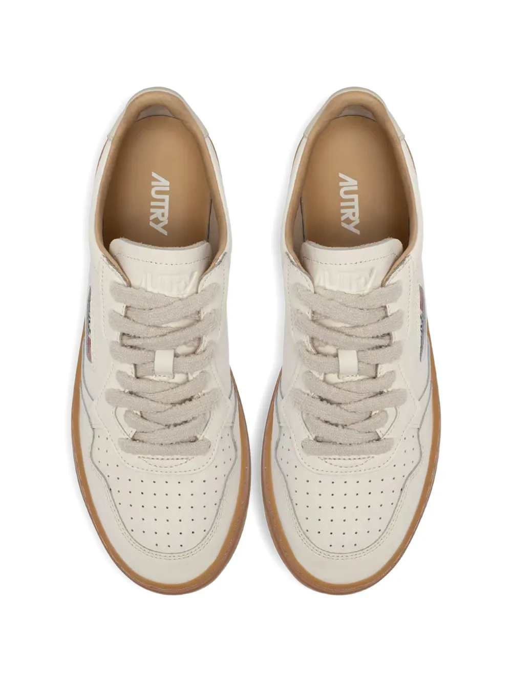 Autry Medalist leren sneakers met geperforeerde details Beige