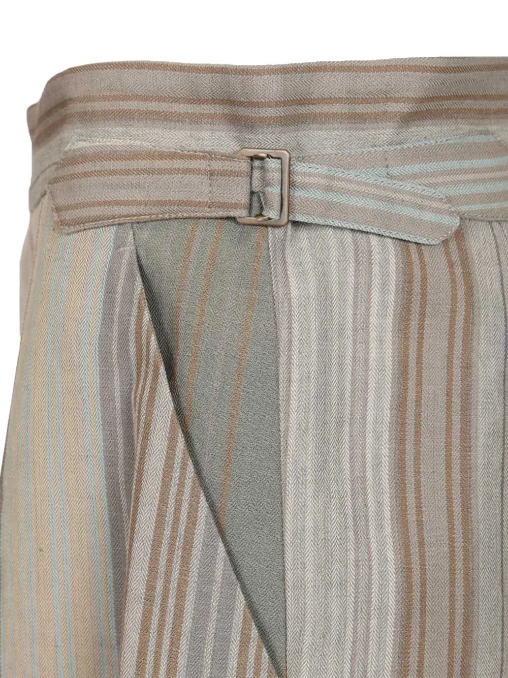 Vivienne Westwood Gestreepte shorts met gesp Beige