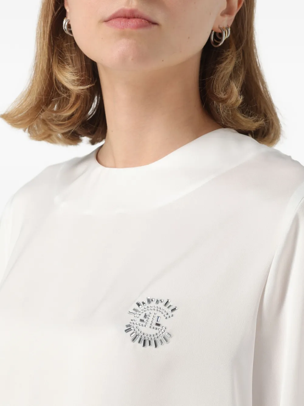 Gaëlle Paris Satijnen blouse met broche Wit
