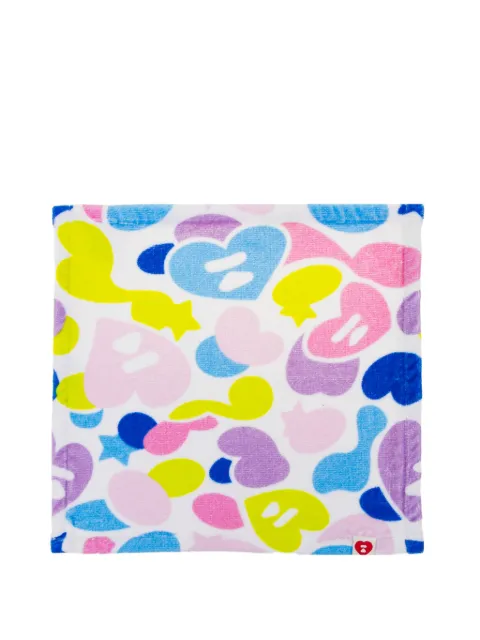 APEE™ by *A BATHING APE® logo-motif towel