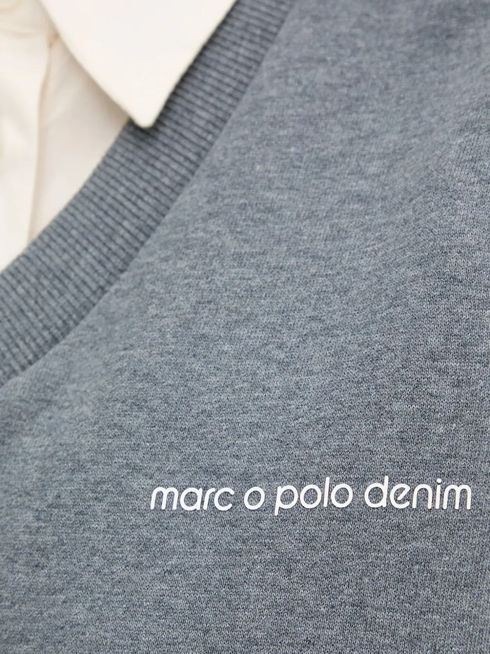 Marc O'Polo Trui met V-hals en logoprint Grijs