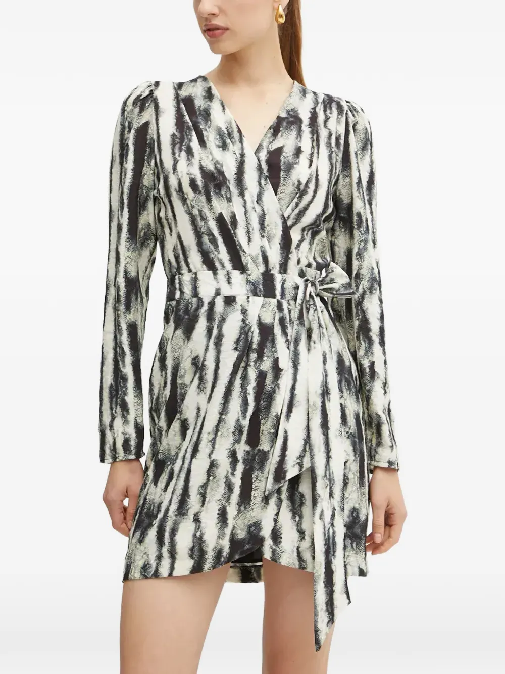 Morgan Belted Long-sleeved Dress In White