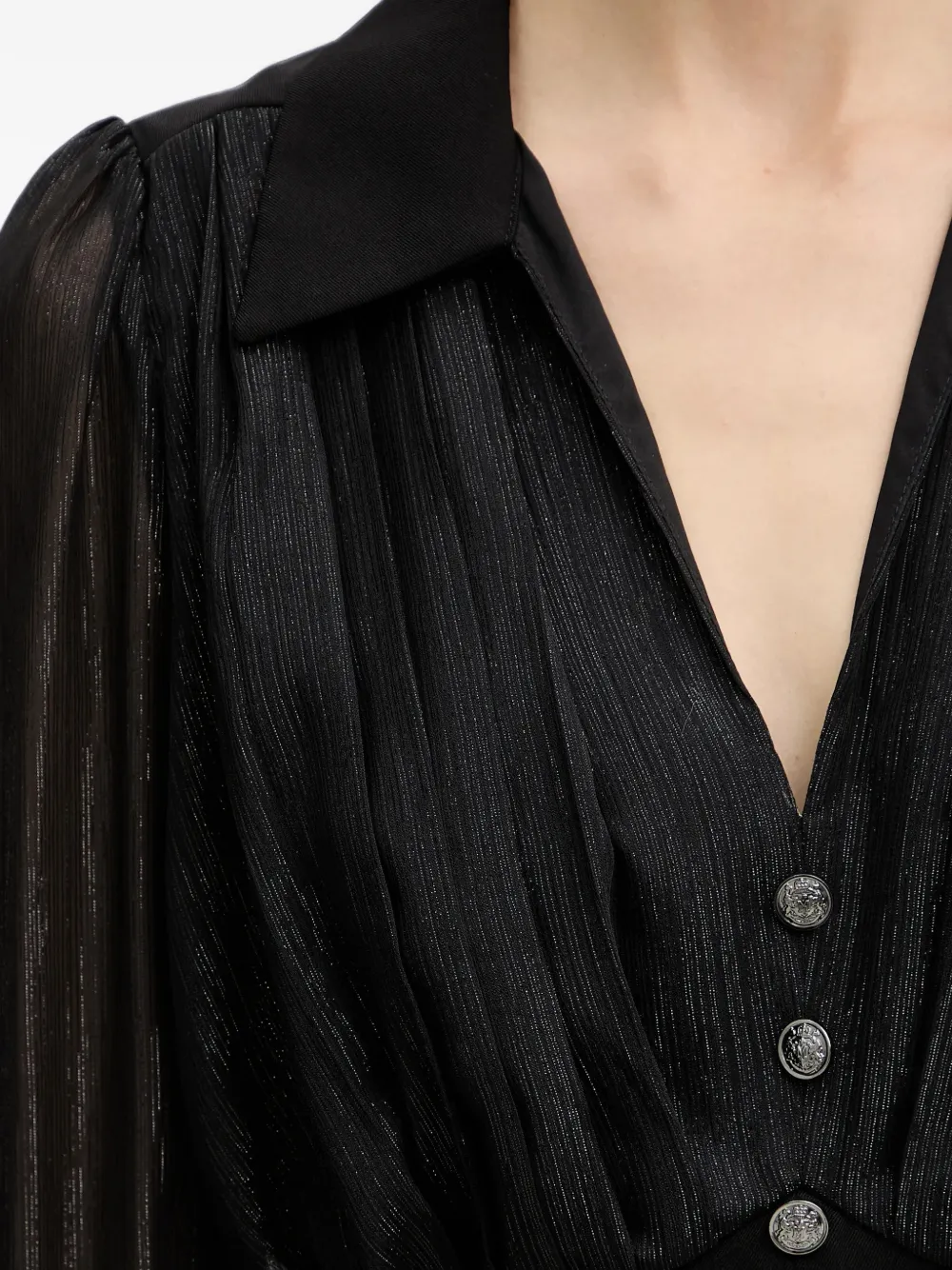 Morgan Pleated Buttoned Blouse In Black