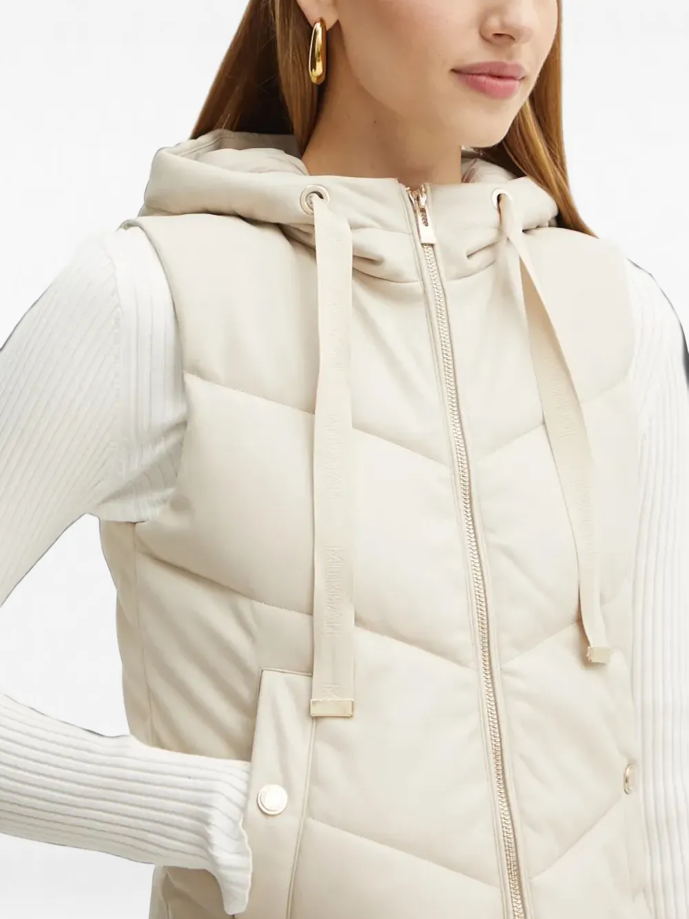 Morgan Gewatteerde bodywarmer met capuchon en chevronstiksel Wit