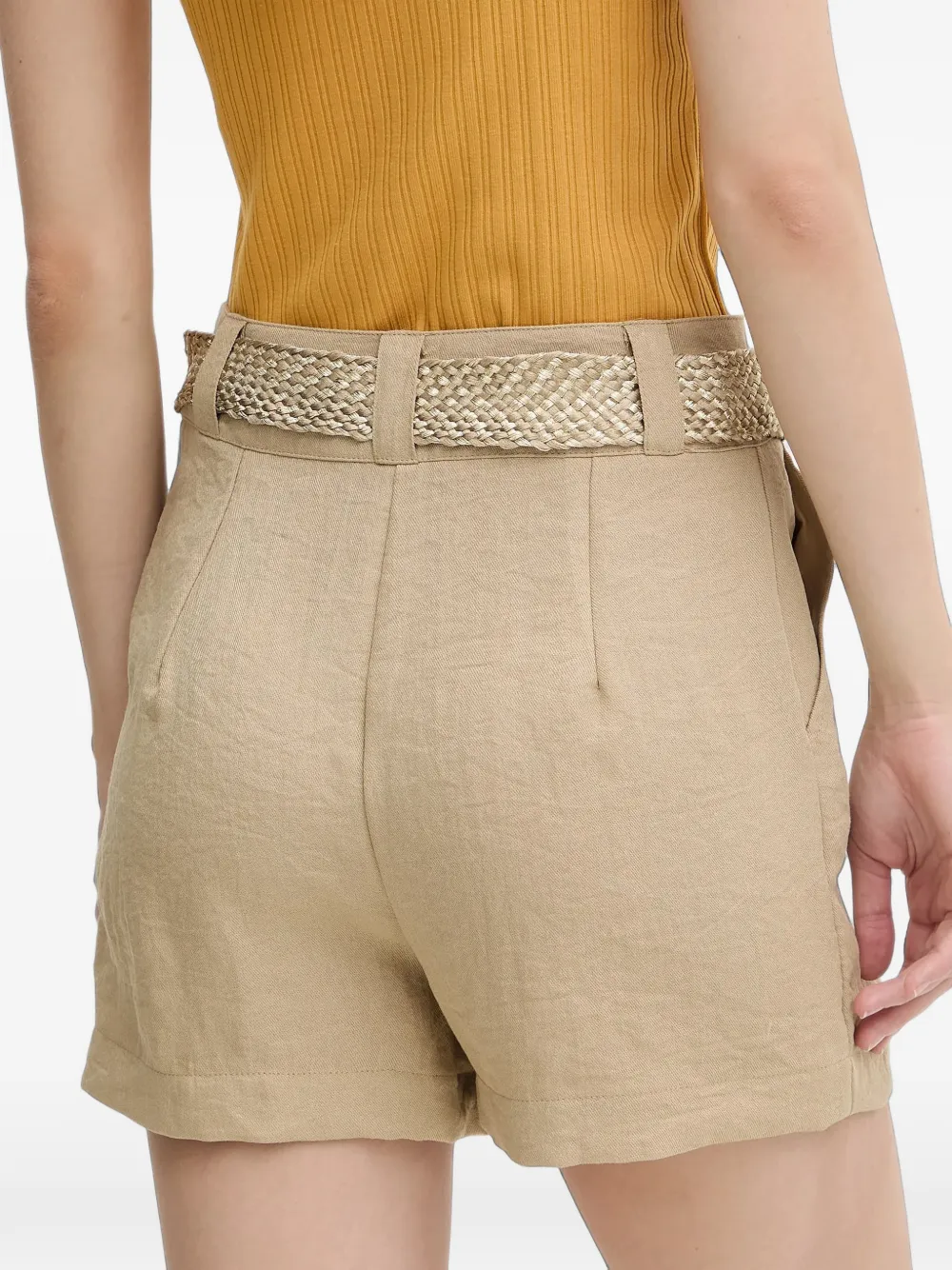 Morgan Shavik belted shorts Beige