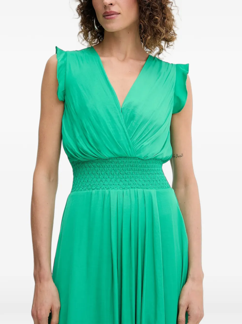 Morgan Jurk met gesmockte taille en mouwen met ruches Groen