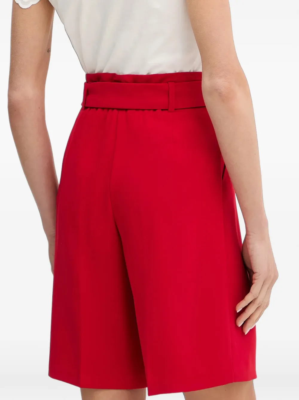 Morgan belted pleated shorts Rood