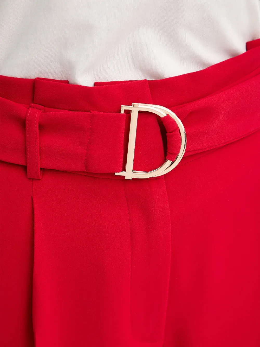 Morgan belted pleated shorts Rood