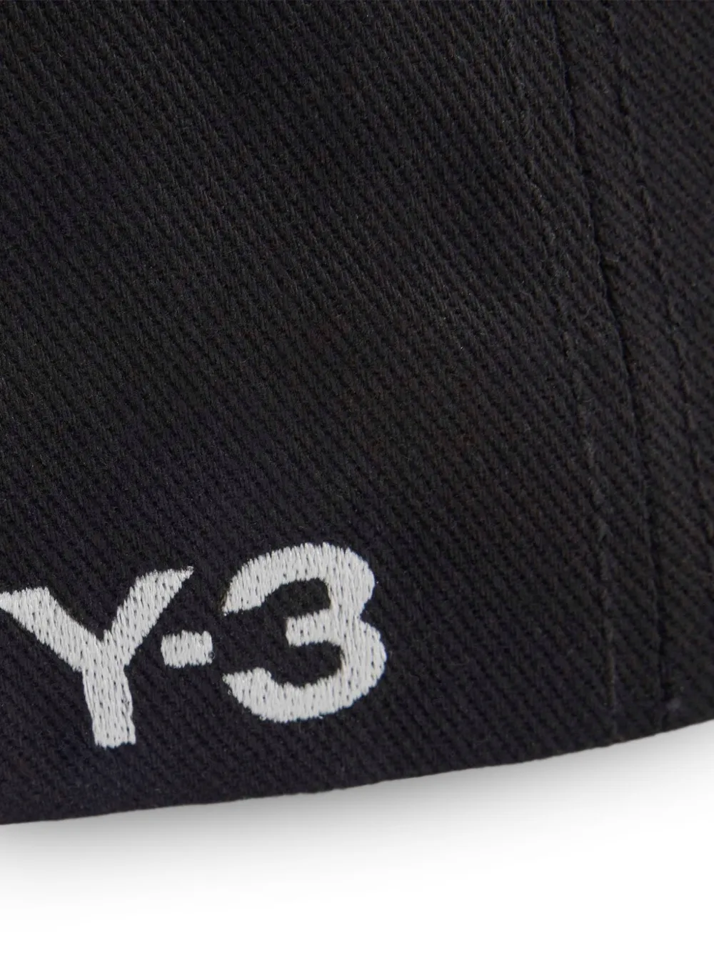 Y-3 x Mercedes AMG Petronas Formula 1 Team dad pet Zwart