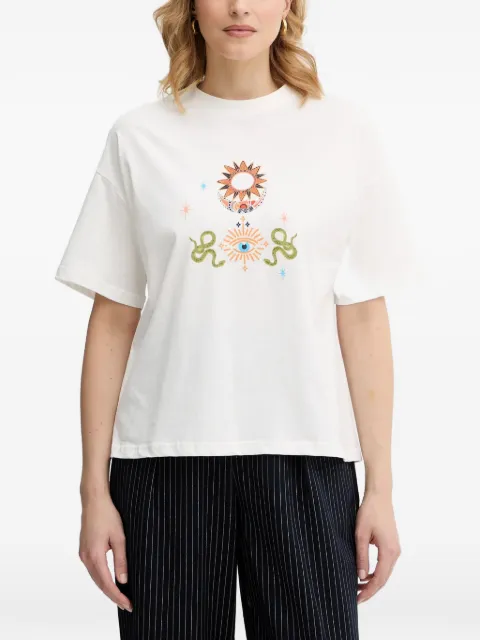 NEVER FULLY DRESSED printed t-shirt