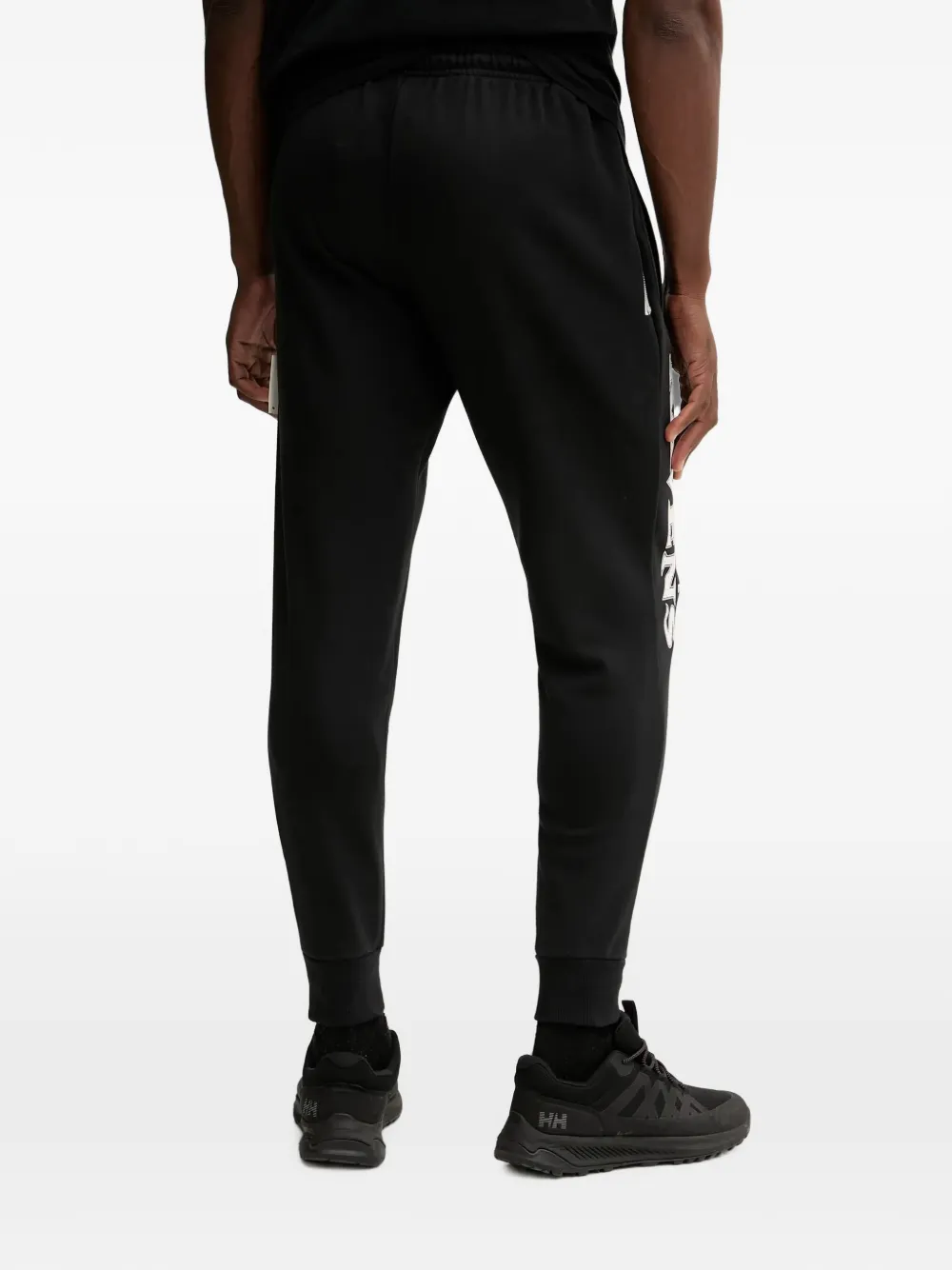 Nike Standard Issue track pants Zwart