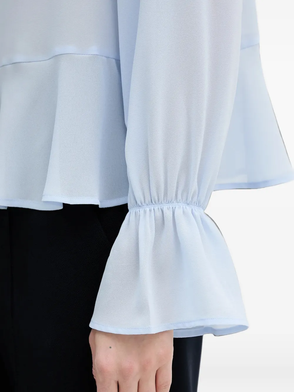 OUI Blouse met strikdetail en peplum afwerking Blauw