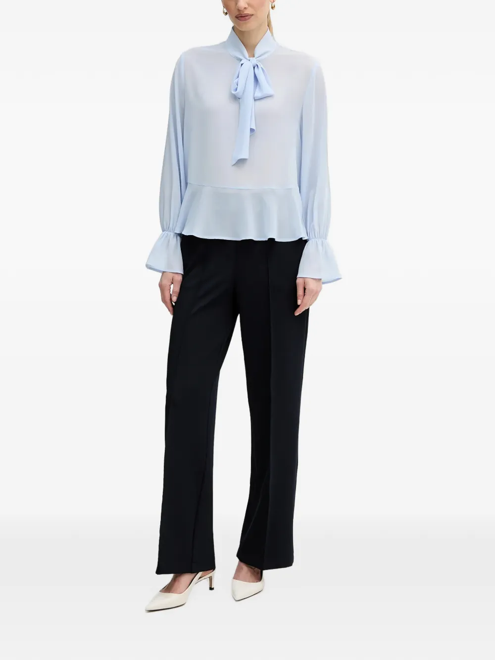 OUI Blouse met strikdetail en peplum afwerking Blauw