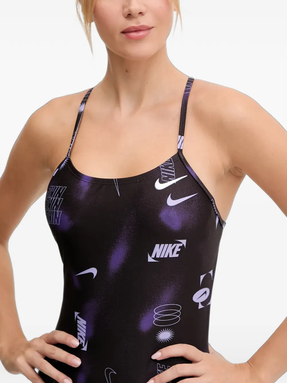 Nike criss-cross printed swimsuit Zwart