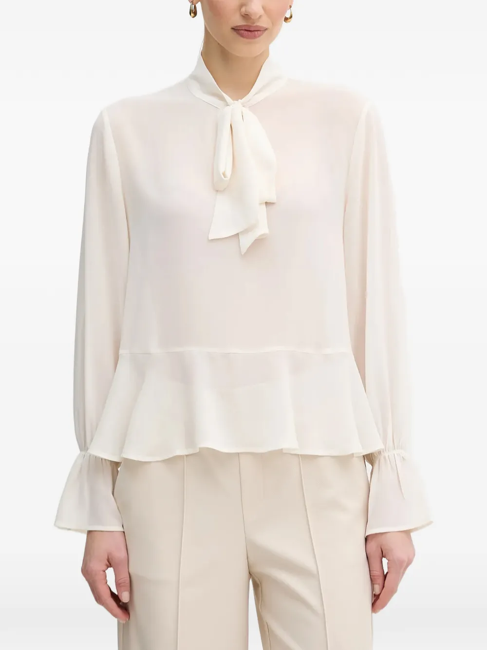 Ouí Ruffled Tie Blouse In Neutrals