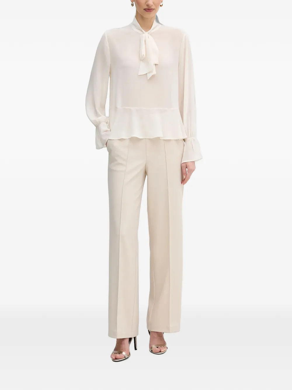 OUI Blouse met ruches en strik Beige