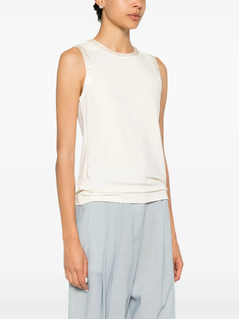 Eleh Mouwloze top met ronde hals Beige