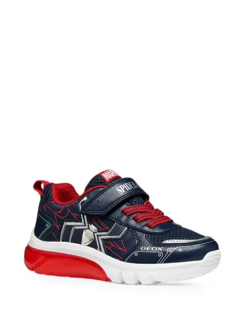 Geox Kids en colaboración con Warner Bros. tenis bajos Spider-Man Ciberdron con correa autoadherente