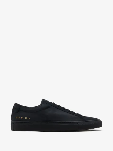 Common Projects tenis con agujetas