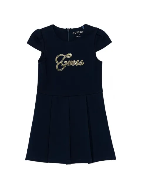 guess kids vestido plisado con detalle de lentejuelas