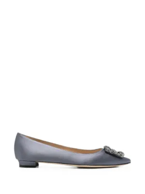 Manolo Blahnik Hangisi フラットシューズ | ブラック | FARFETCH JP