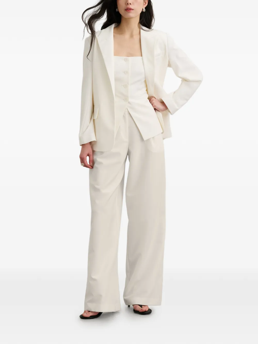  Toccin Willa Boyfriend Blazer - White 