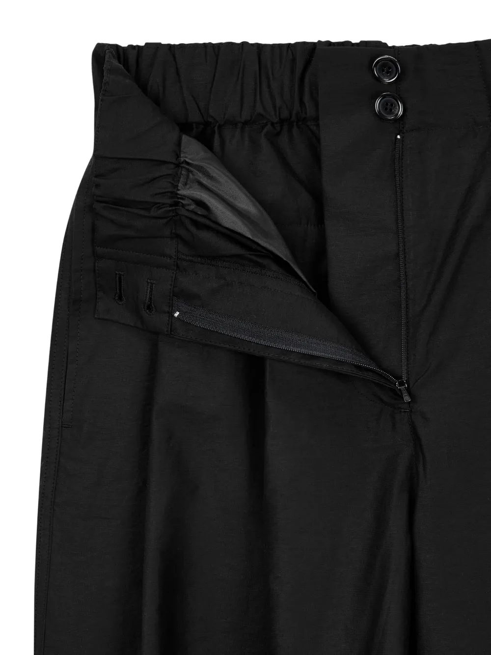 TOMBOY Ruimvallende shorts Zwart