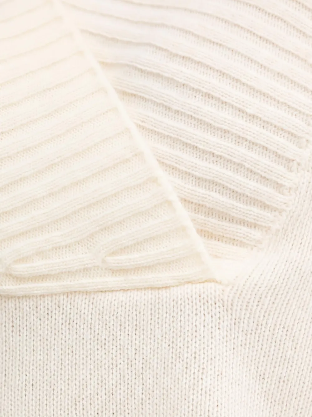 Benetton V-neck sweater Beige