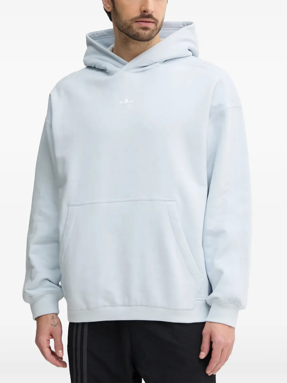 adidas Essential logo-embroidered hoodie Blauw